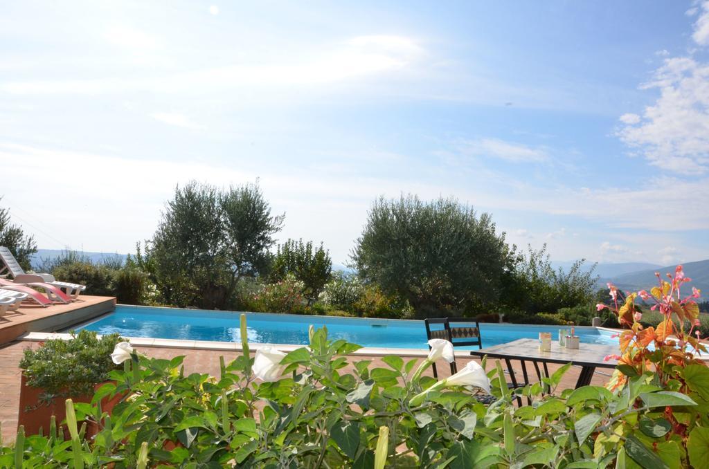 Bed and Breakfast Casale Il Cerqueto Сан-Северино-Марке Экстерьер фото
